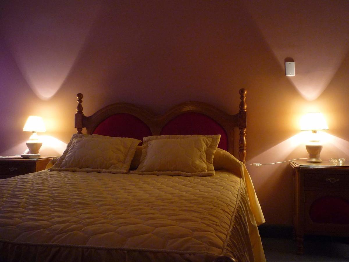 Hotel Las Rosas サルタ エクステリア 写真