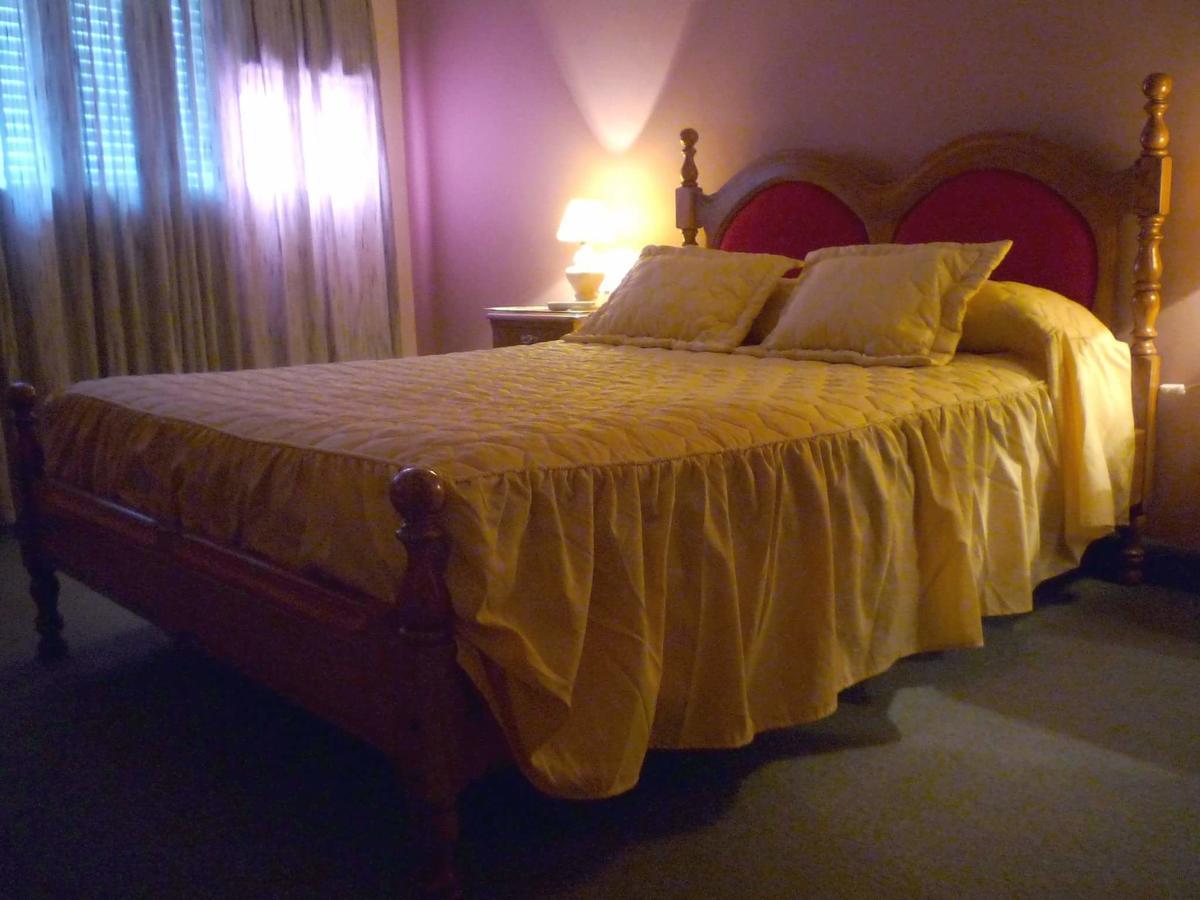 Hotel Las Rosas サルタ エクステリア 写真